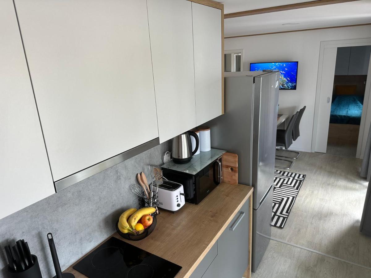 Mobile Home Mare Blu ロバニスカ エクステリア 写真